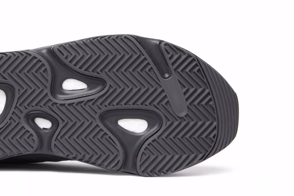 adidas Men's Yeezy Boost 700 MNVN Metallic, view 6