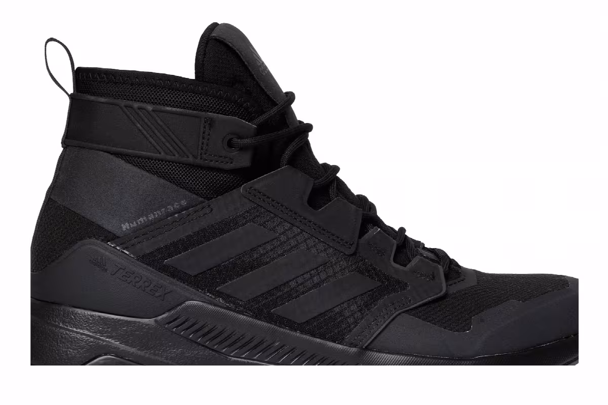 Pharrell x adidas Terrex Trailmaker Mid GTX Triple Black, view 3