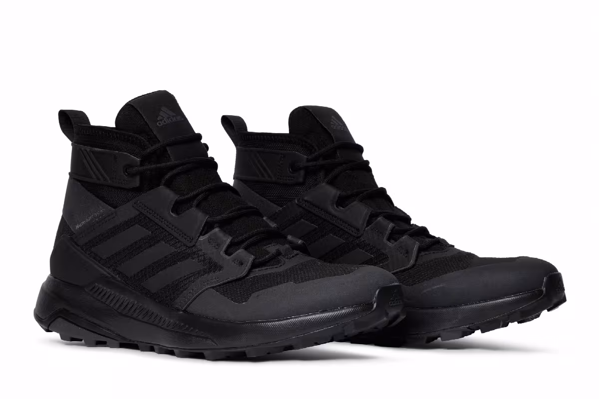 Pharrell x adidas Terrex Trailmaker Mid GTX Triple Black, view 9