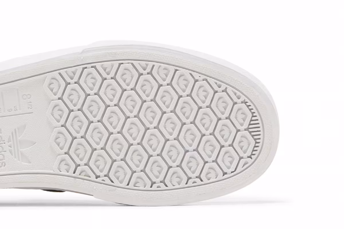 Adidas Court Rallye Slip Allover Logo - Black White, view 6