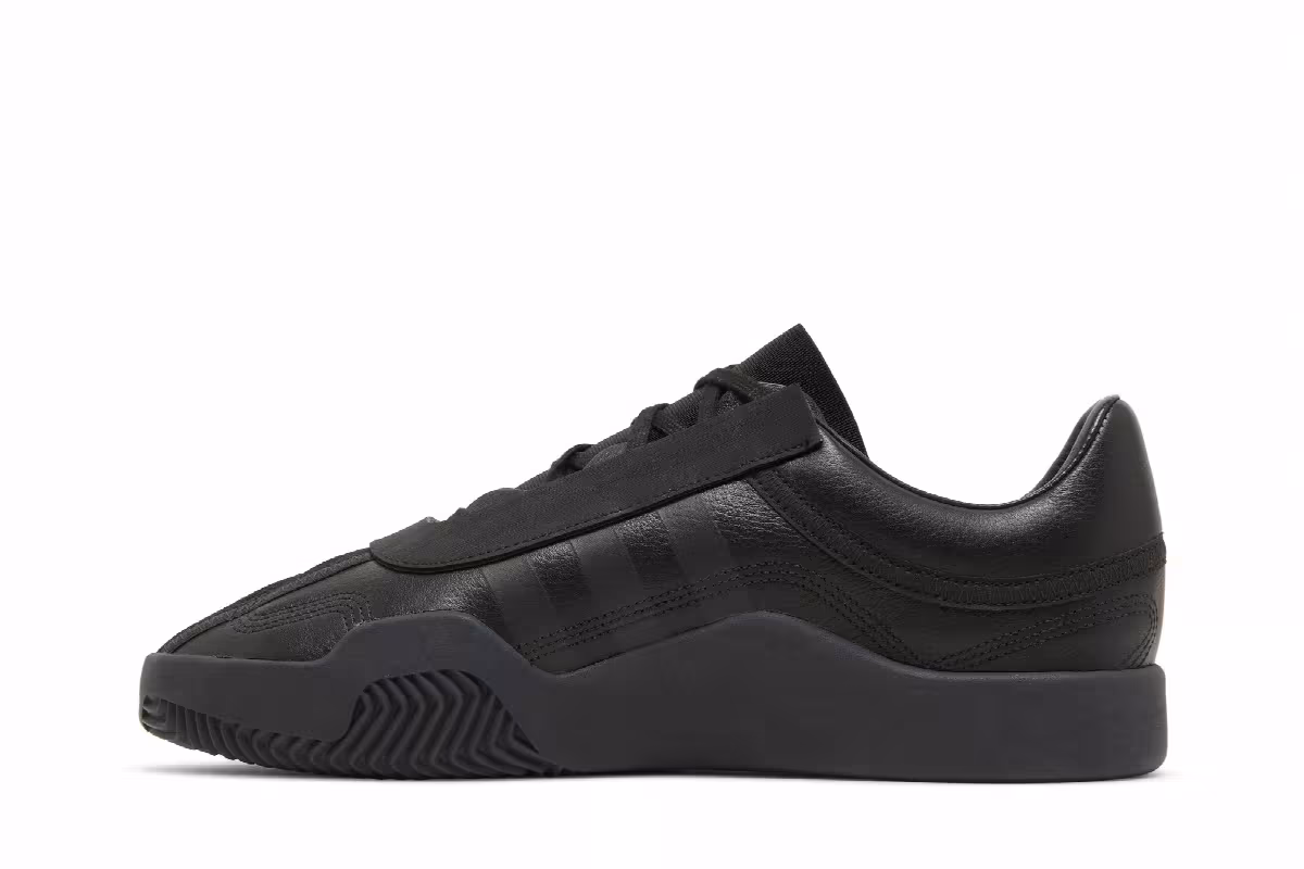 adidas Y-3 Yunu Triple Black, view 4