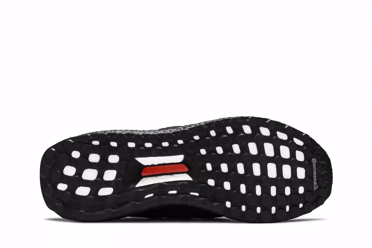 adidas UltraBoost 4.0 DNA Core Black, view 5