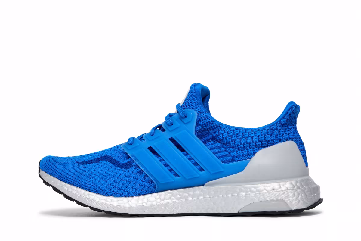 NASA x adidas UltraBoost DNA Football Blue, view 4