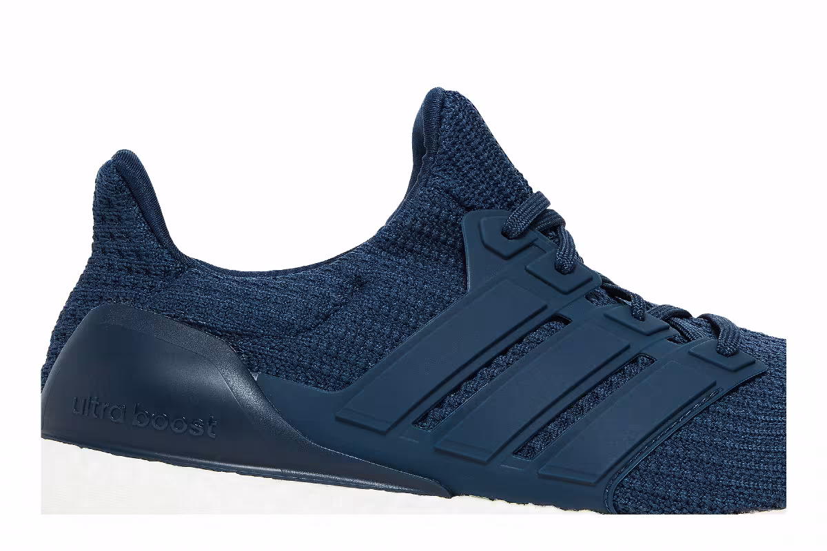 adidas UltraBoost 4.0 DNA Crew Navy, view 3