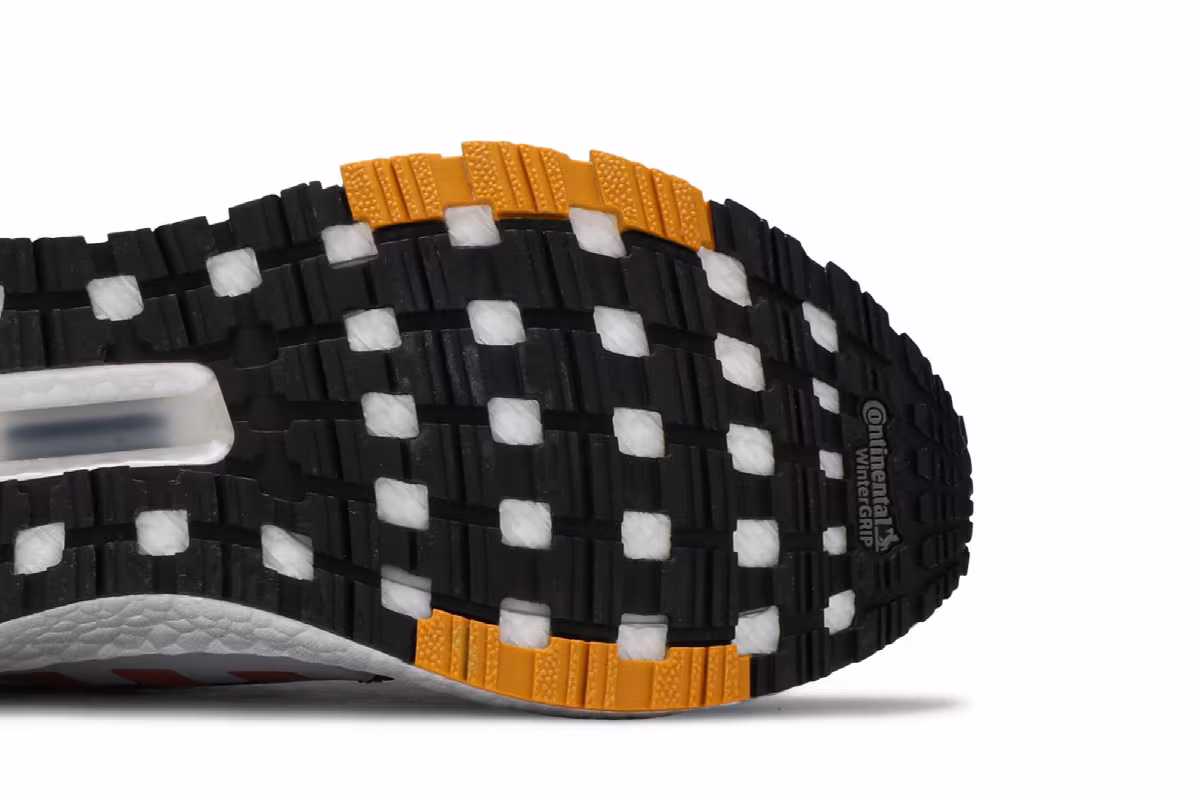 Adidas UltraBoost Winter.Rdy Black Signal Orange, view 6