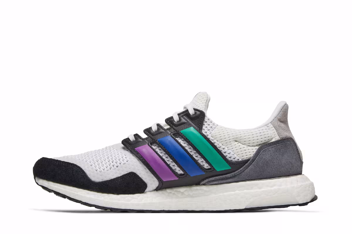 adidas UltraBoost S&L Pride, view 4