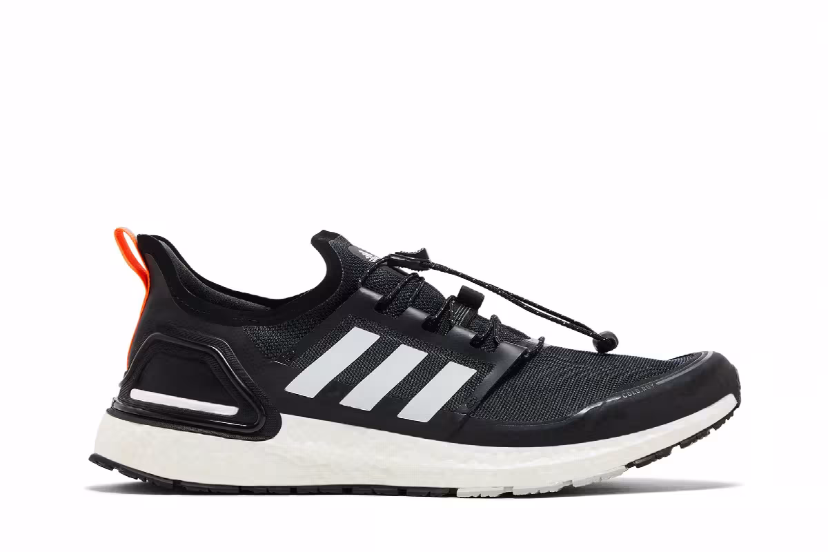 adidas UltraBoost Winter.Rdy Core Black, view 2