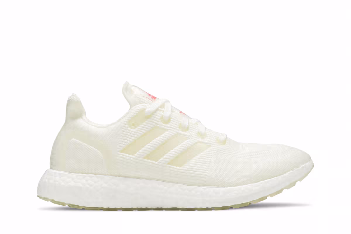 Adidas UltraBoost DNA Loop No Dye, view 2