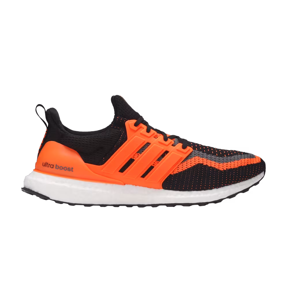 Juventus FC x adidas UltraBoost DNA Football Pack