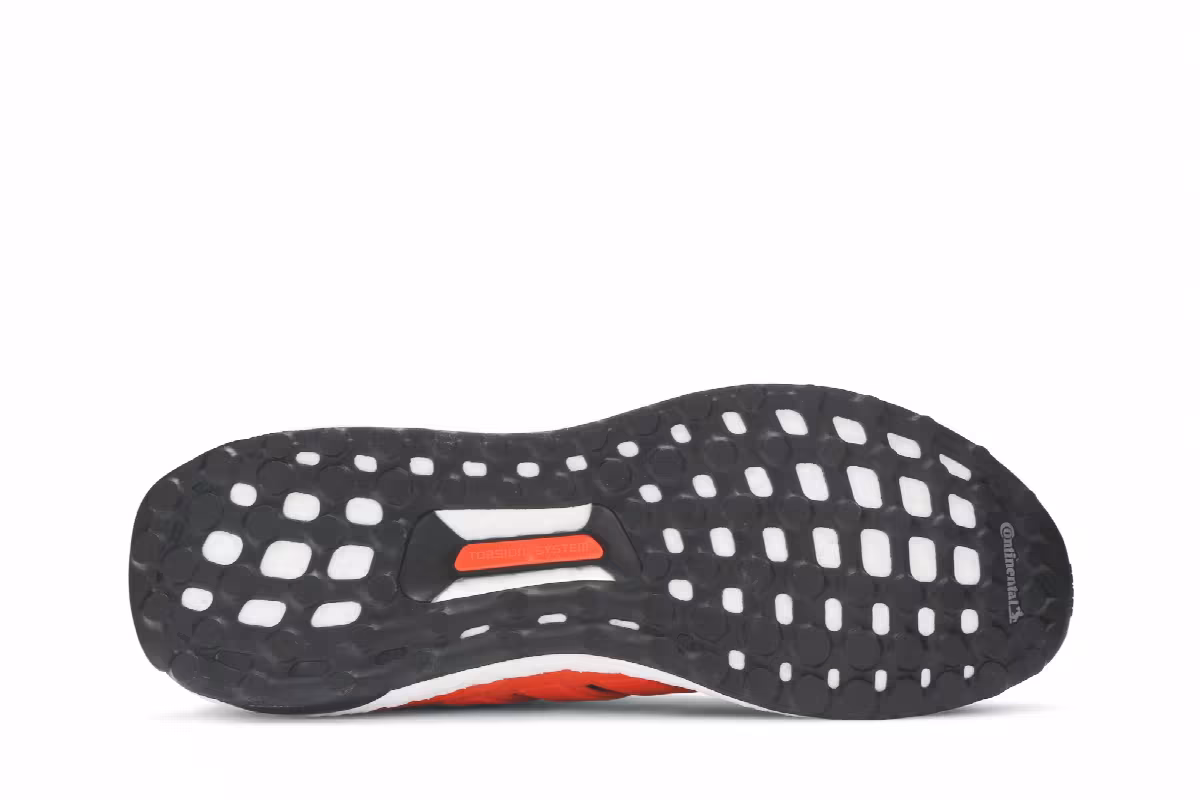 Juventus FC x adidas UltraBoost DNA Football Pack, view 5