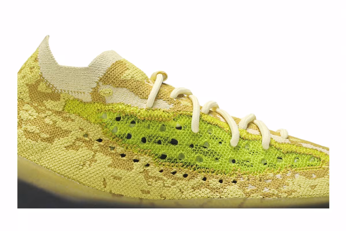 adidas Yeezy Boost 380 Hylte Glow, view 3