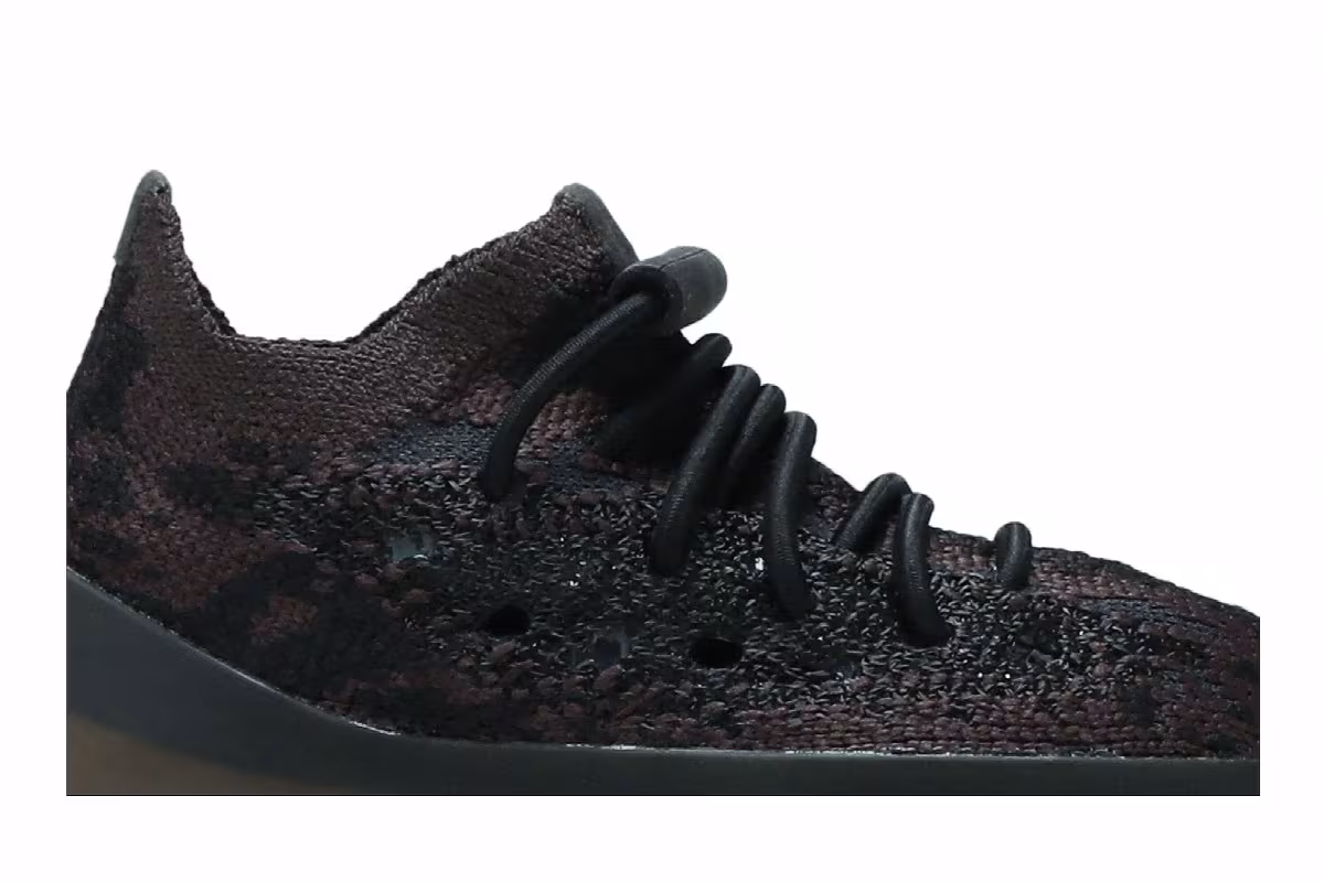 adidas Yeezy Boost 380 Kids Onyx Non-Reflective, view 3