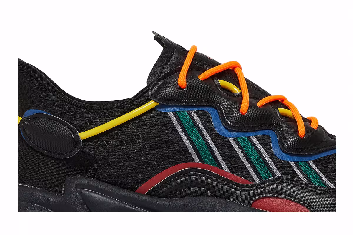 Angel Chen x adidas Ozweego Black Collegiate Green, view 3