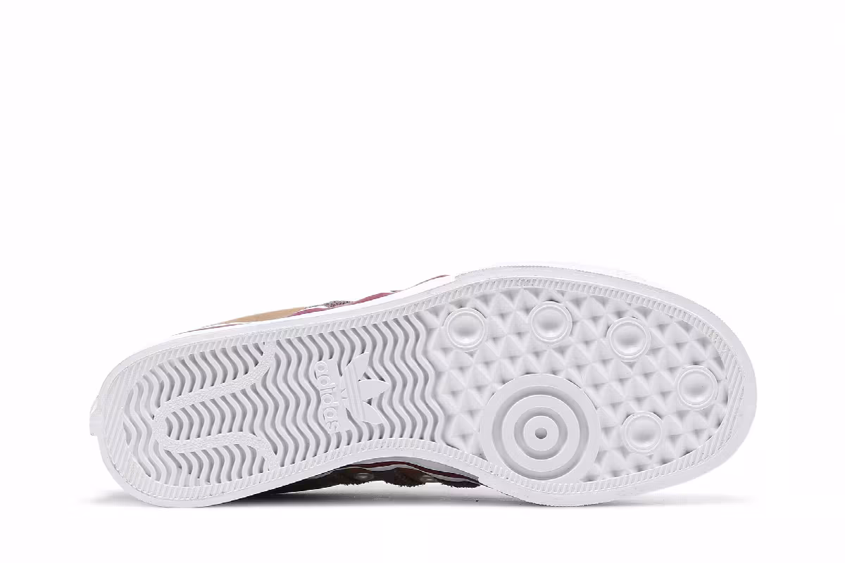 Star Wars x adidas Women's Nizza Beskar Steel, view 5