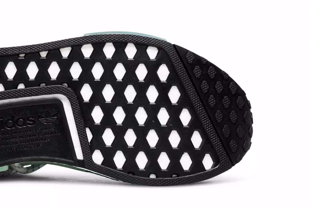Pharrell x adidas NMD Human Race Dash Green, view 6
