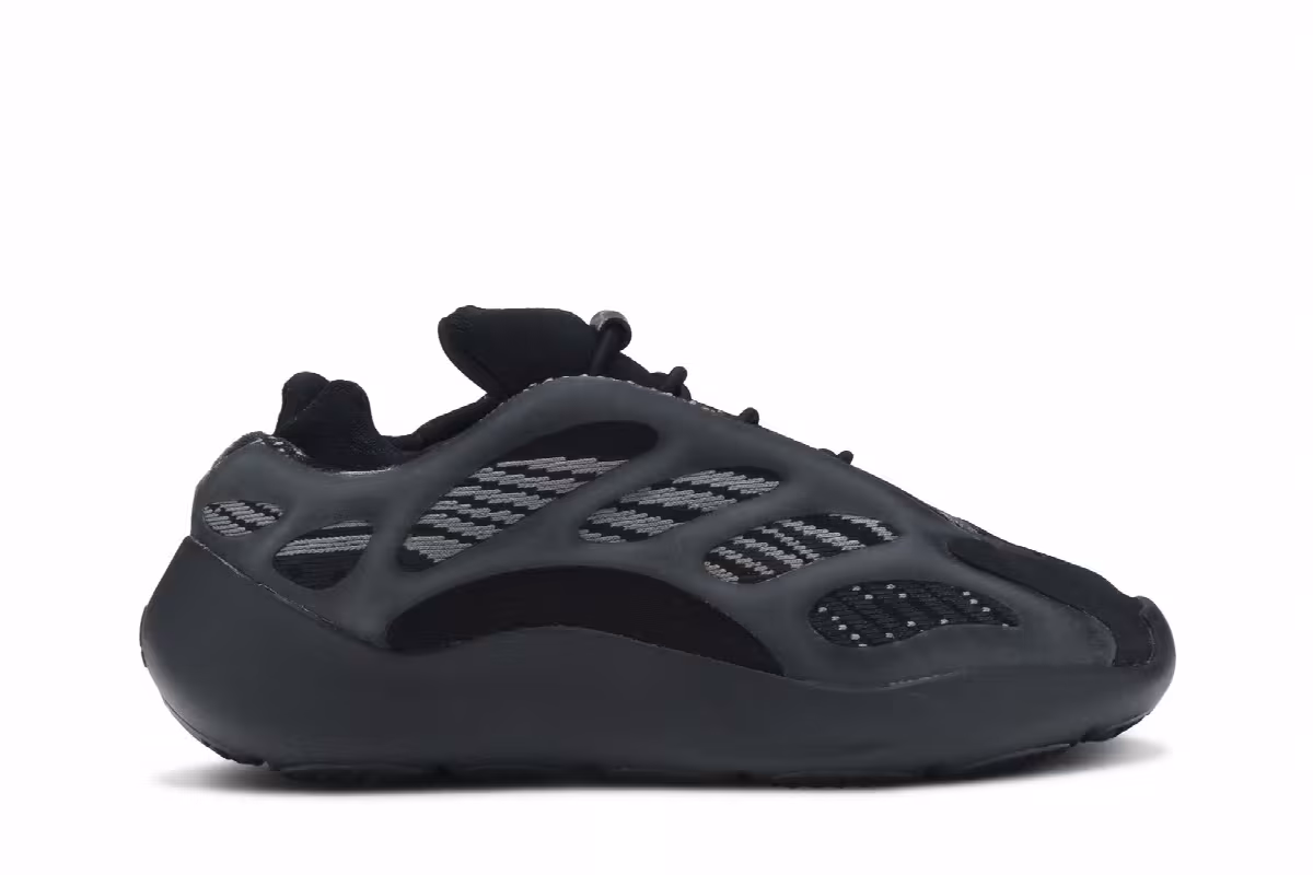 adidas Yeezy 700 V3 Kids Alvah, view 2