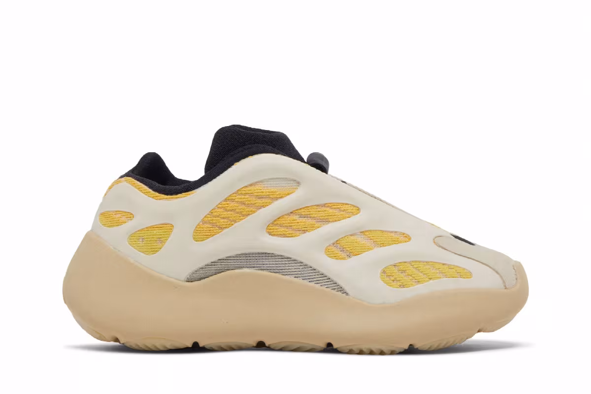 adidas Yeezy 700 V3 Infants Safflower, view 2