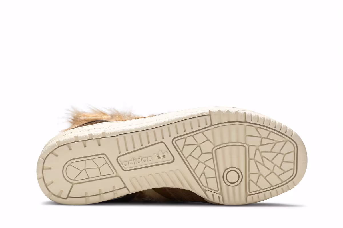 Star Wars x adidas Rivalry Hi Chewbacca, view 5