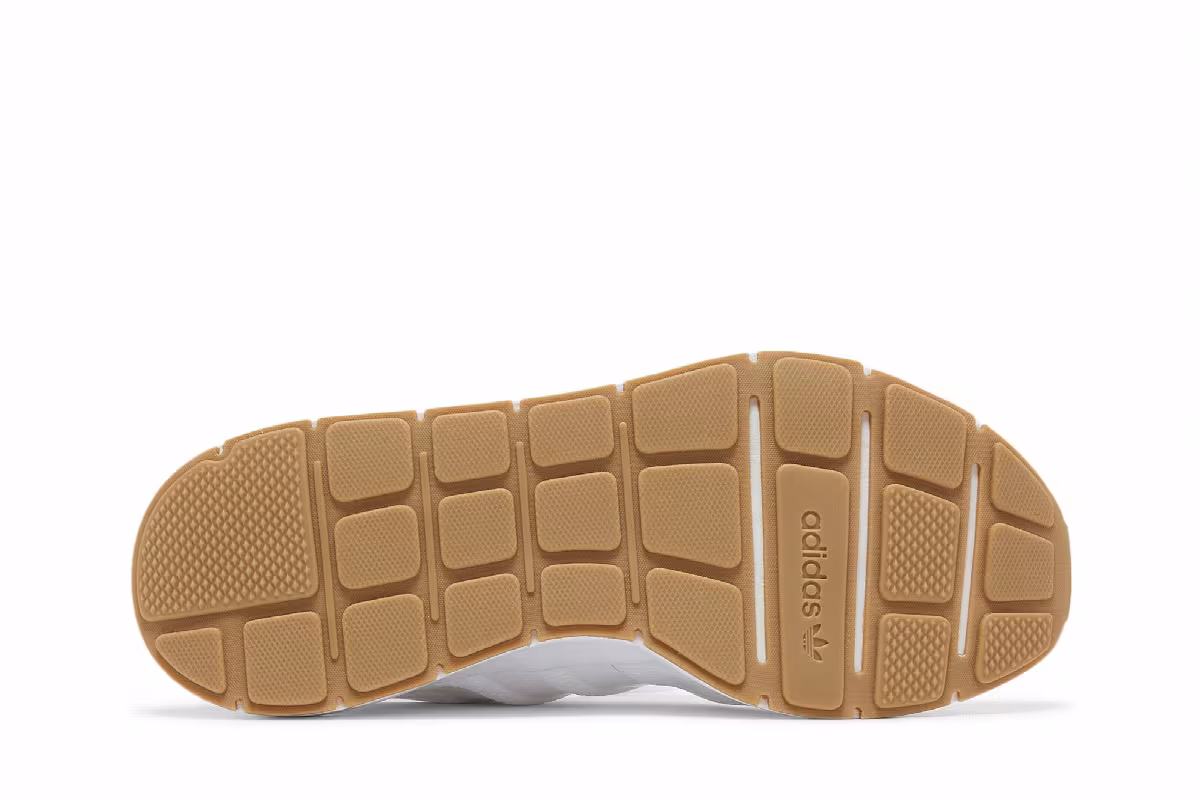 adidas Swift Run Cloud White Gum, view 5