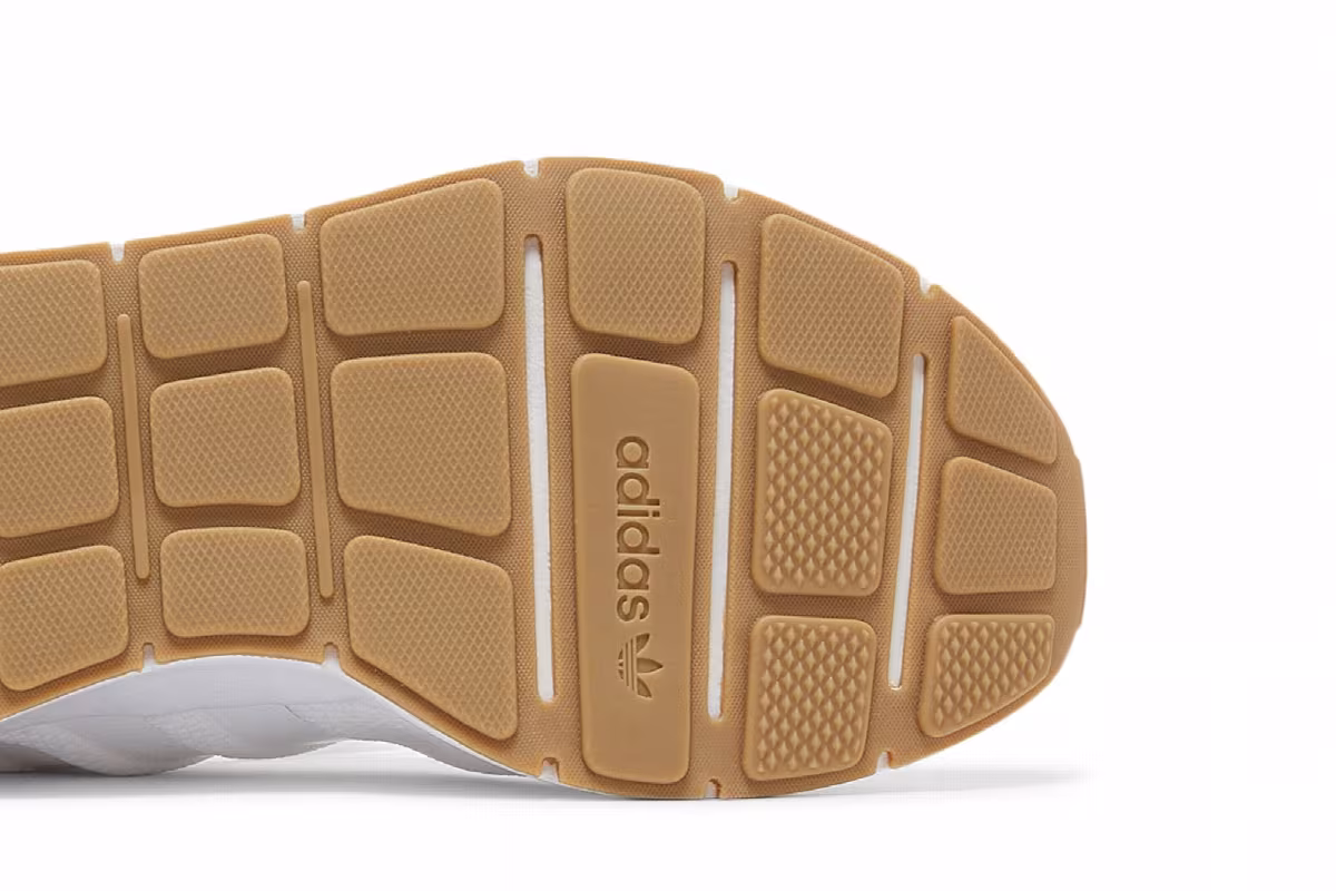 adidas Swift Run Cloud White Gum, view 6
