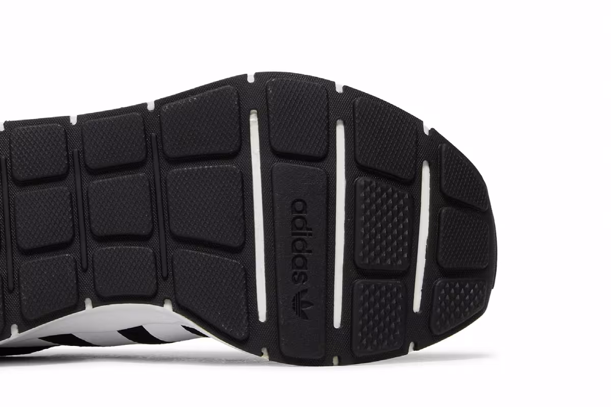 Adidas Swift Run X J Black White, view 6