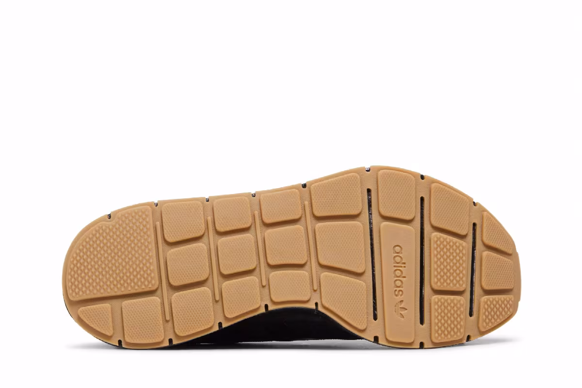 adidas Swift Run Black Gum, view 5