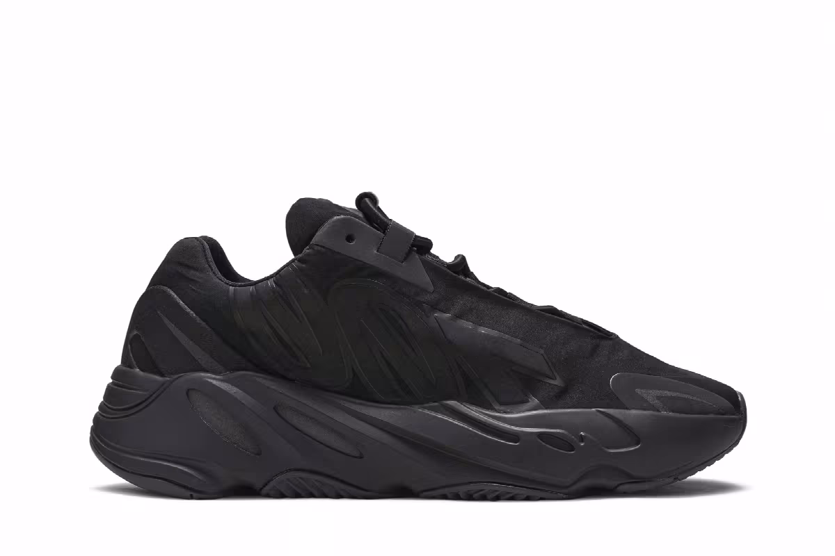 adidas Yeezy Boost 700 MNVN Triple Black, view 2