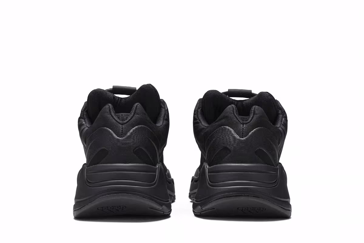 adidas Yeezy Boost 700 MNVN Triple Black, view 7