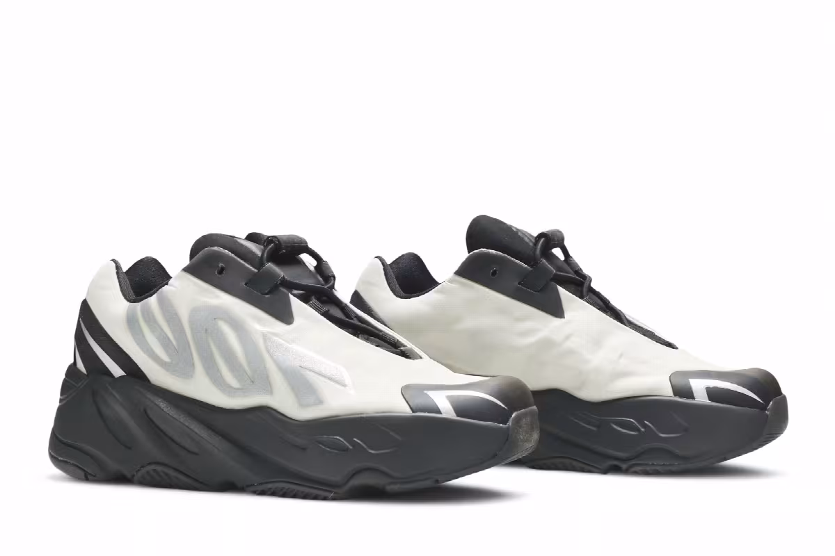 adidas Yeezy Boost 700 MNVN Infants Bone, view 9