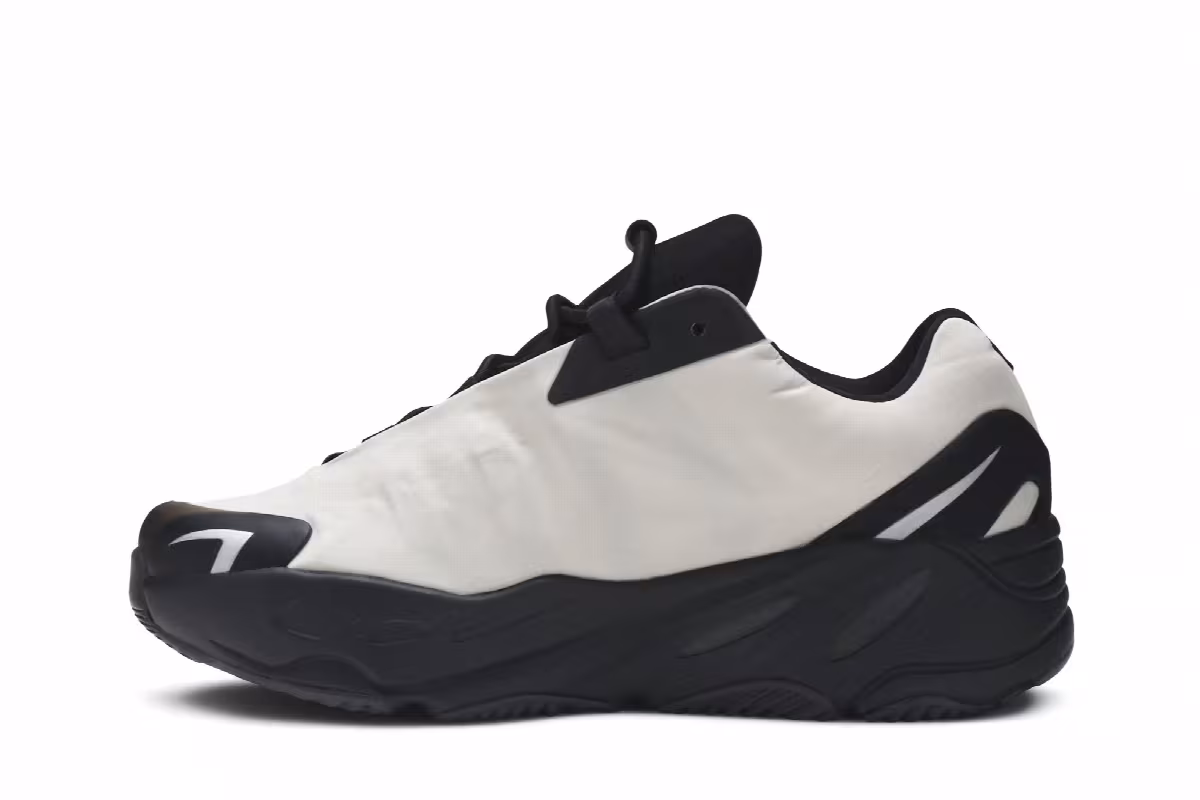 Adidas Yeezy Boost 700 MNVN Kids Bone, view 4