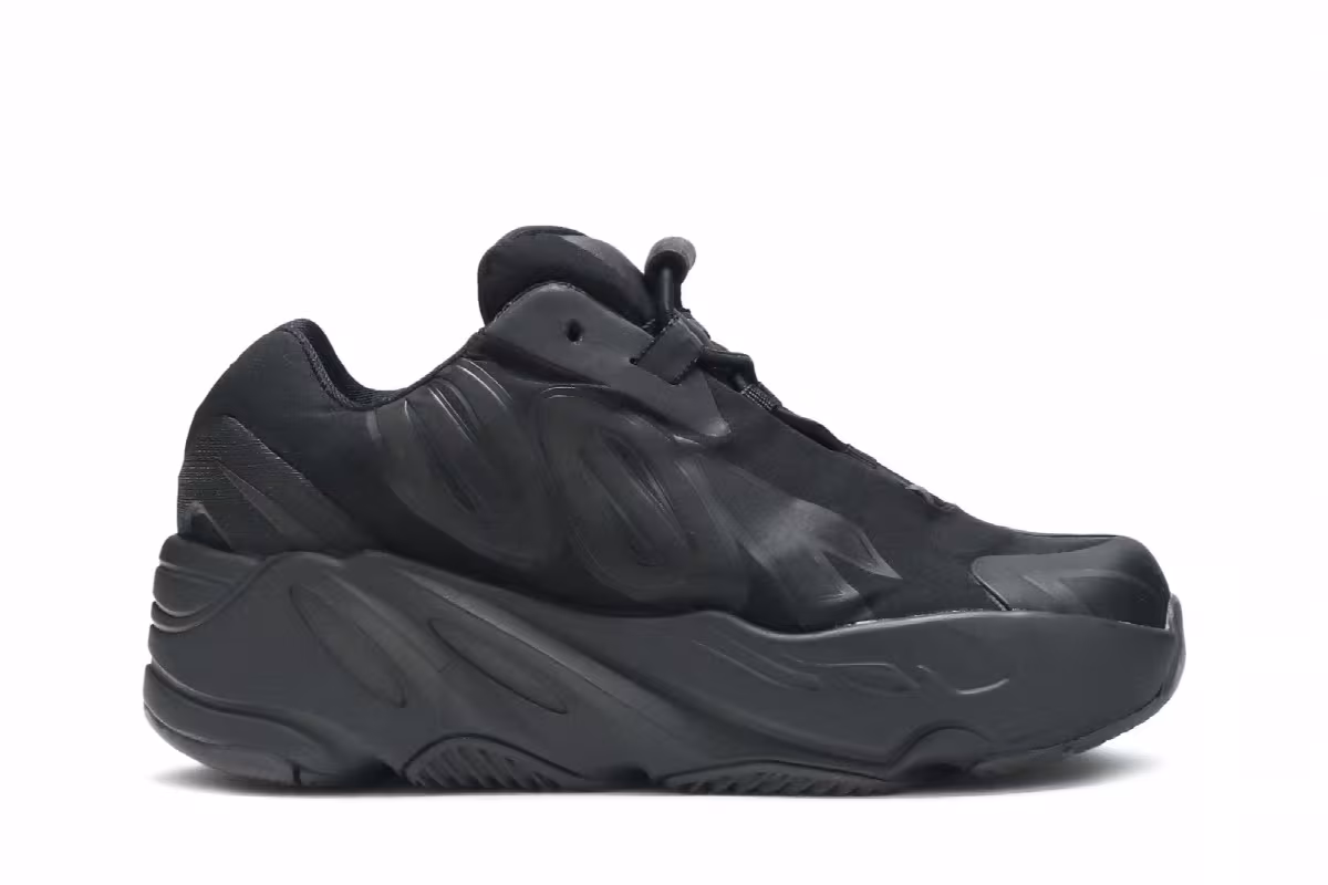 Adidas Yeezy Boost 700 MNVN Infants Triple Black, view 2