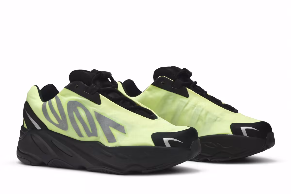 adidas Yeezy Boost 700 MNVN Kids Phosphor, view 9