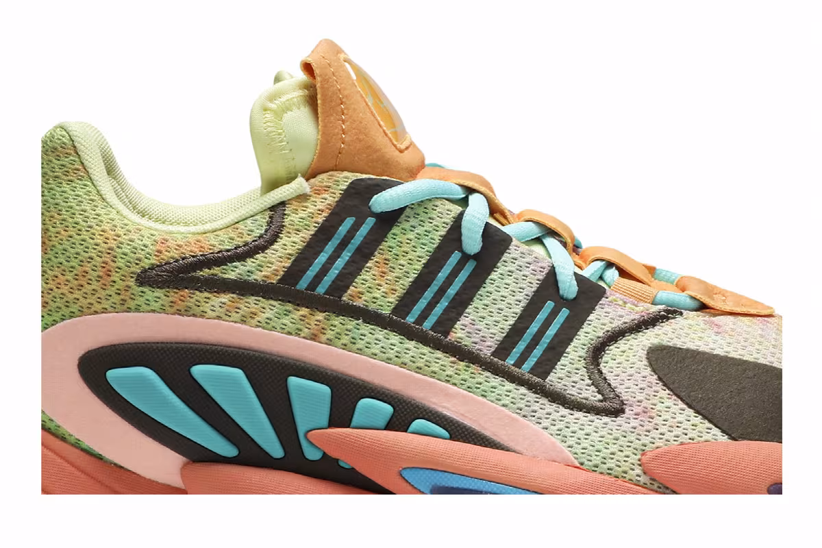 Pharrell x adidas Crazy BYW 2.0 Chalk Coral, view 3
