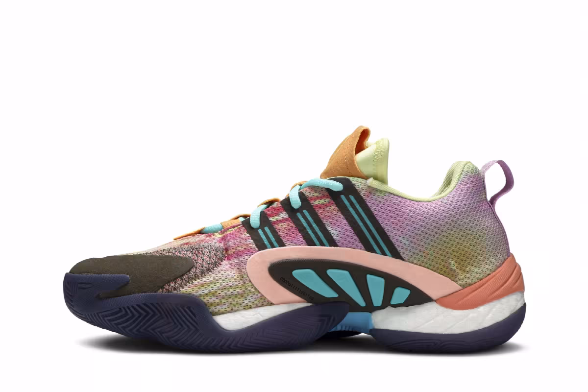 Pharrell x adidas Crazy BYW 2.0 Chalk Coral, view 4