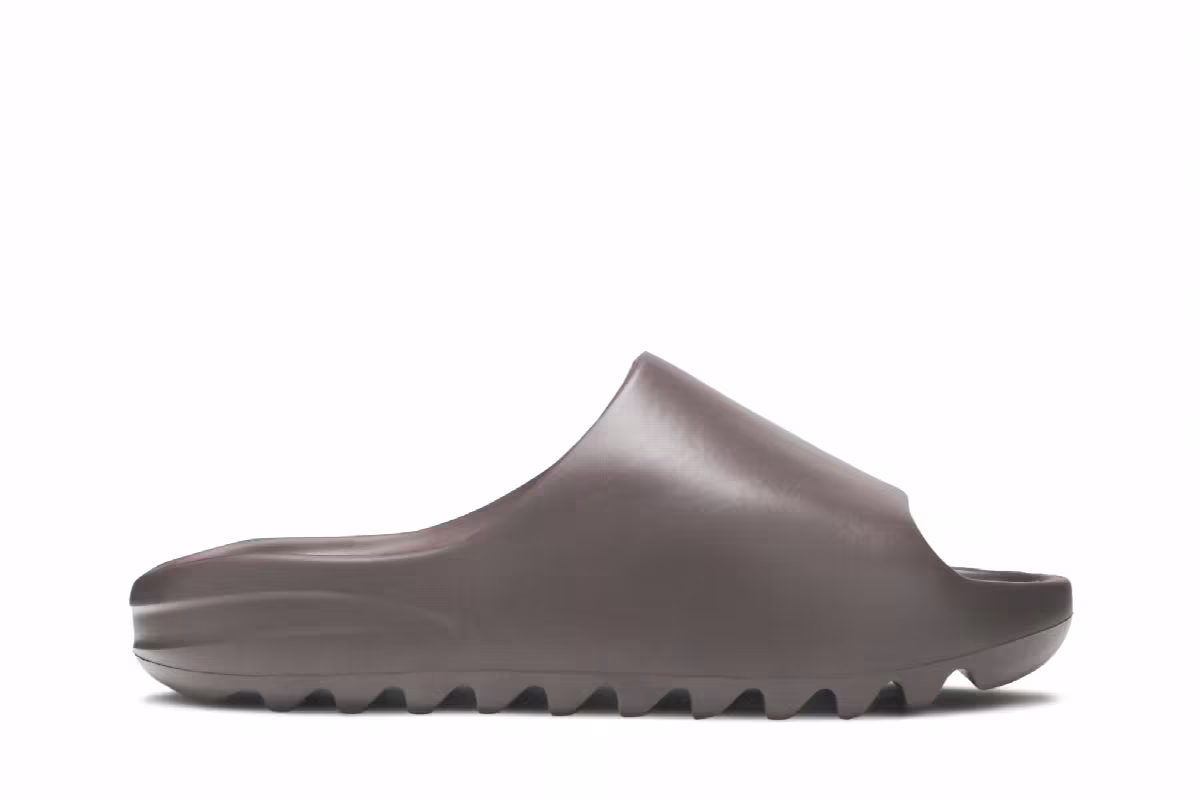 adidas Yeezy Slides Soot, view 2