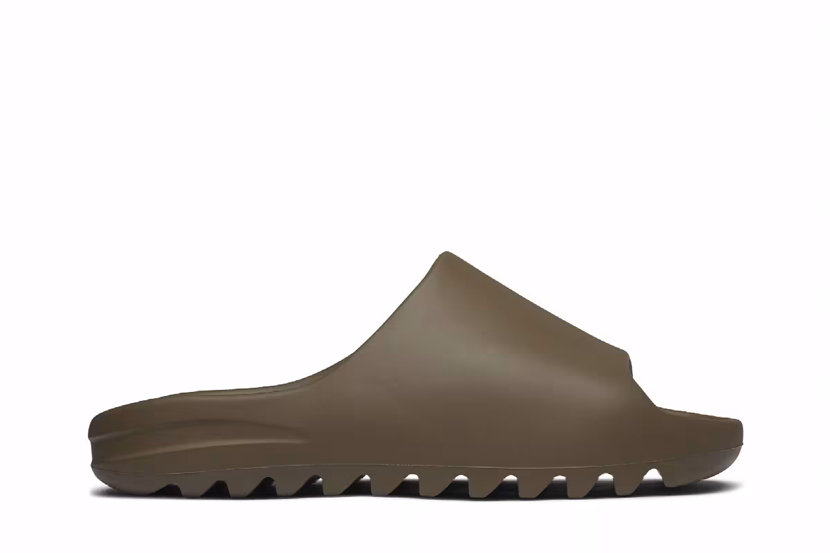 adidas Yeezy Slides Earth Brown, view 2