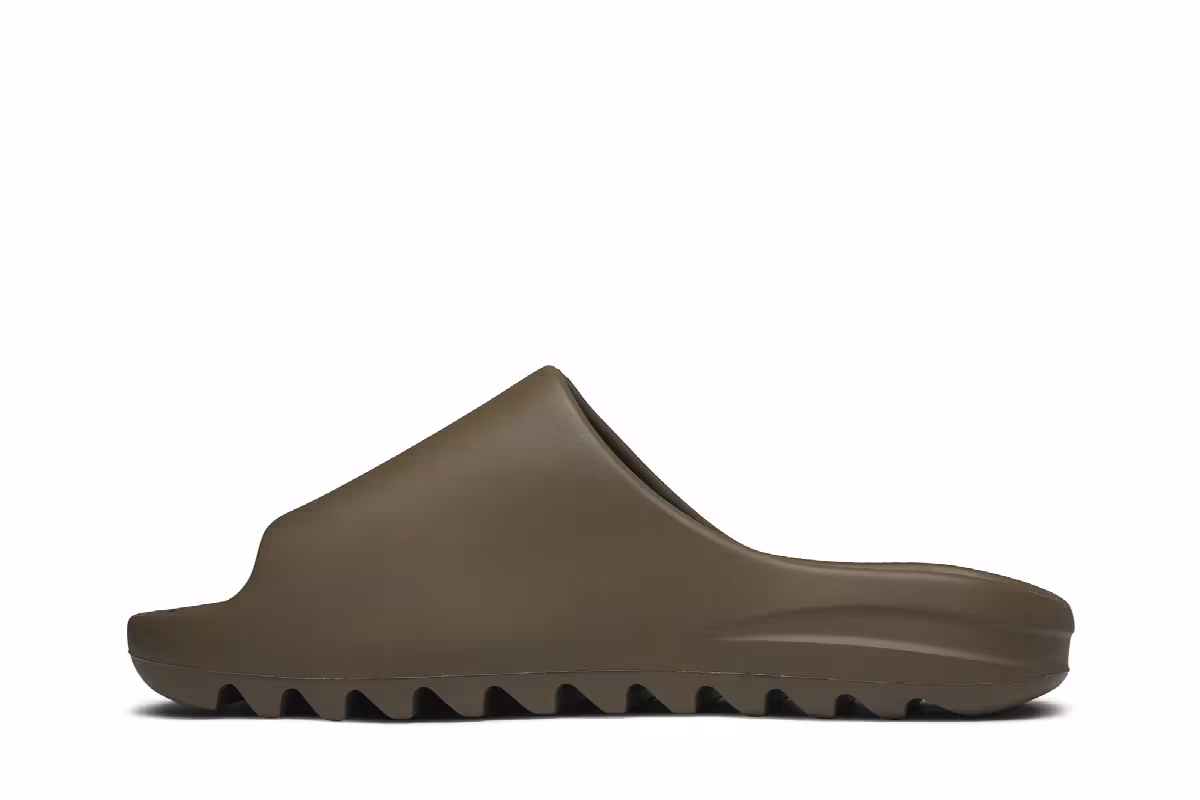 adidas Yeezy Slides Earth Brown, view 4