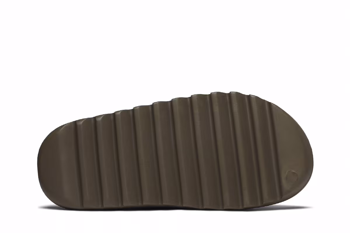 adidas Yeezy Slides Earth Brown, view 5
