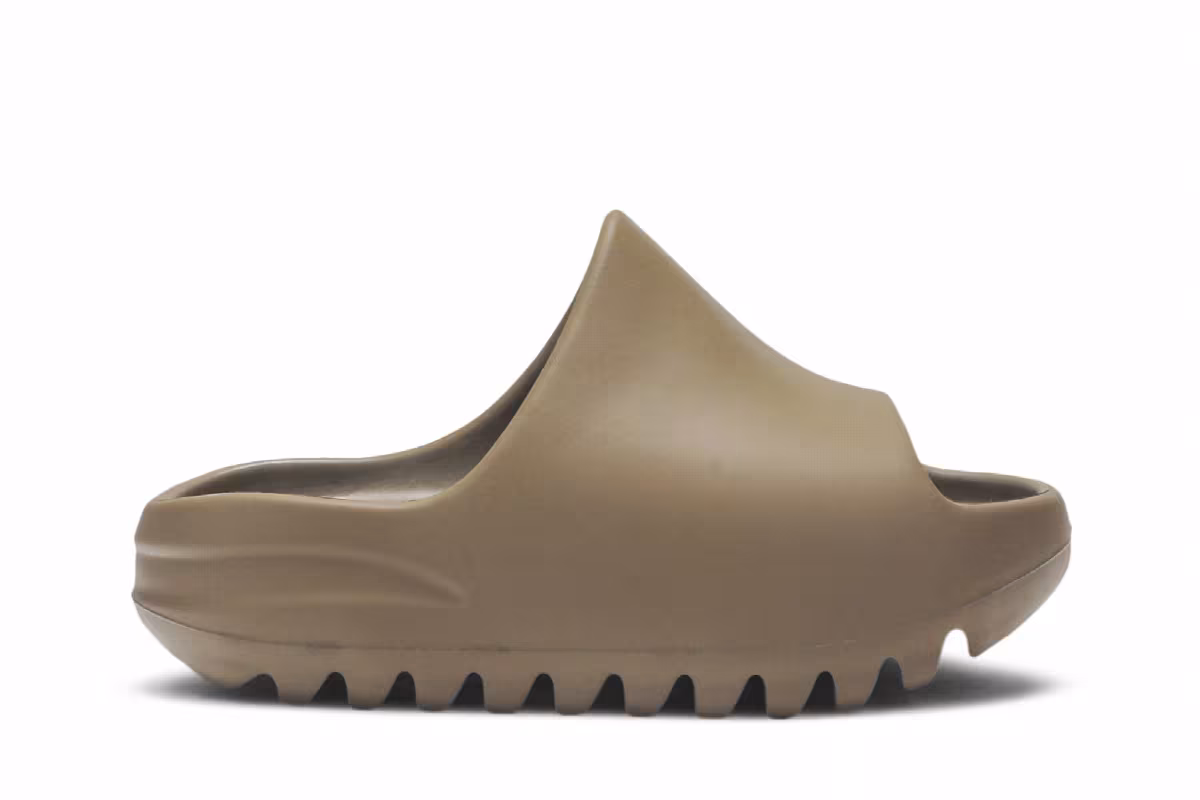 adidas Yeezy Slides Kids Earth Brown, view 2