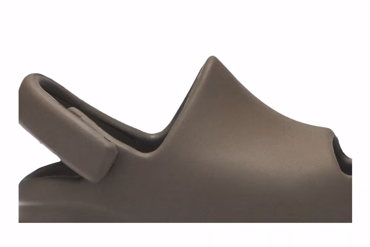 adidas Yeezy Slides Infants Earth Brown, view 3