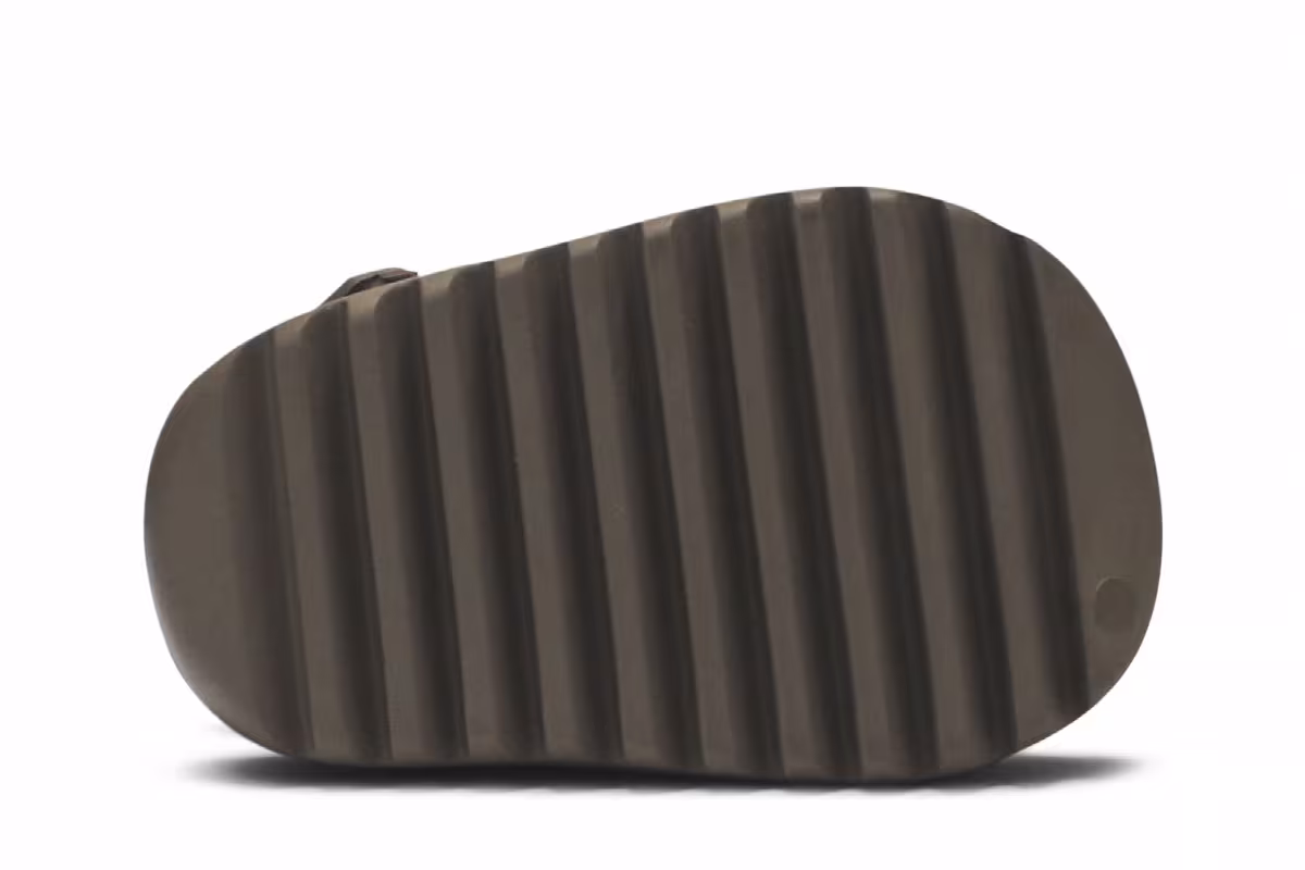 adidas Yeezy Slides Infants Earth Brown, view 5