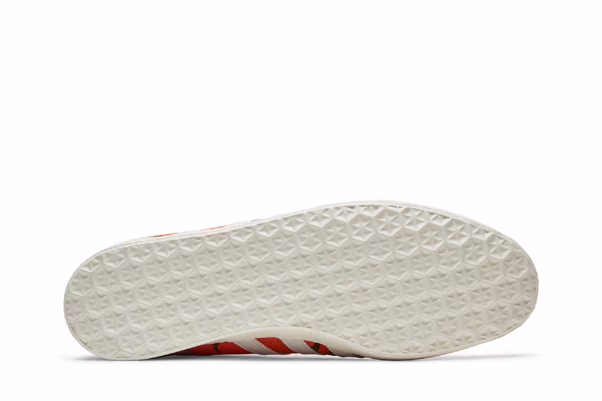 Noah x adidas Gazelle OG Orange Camo, view 5