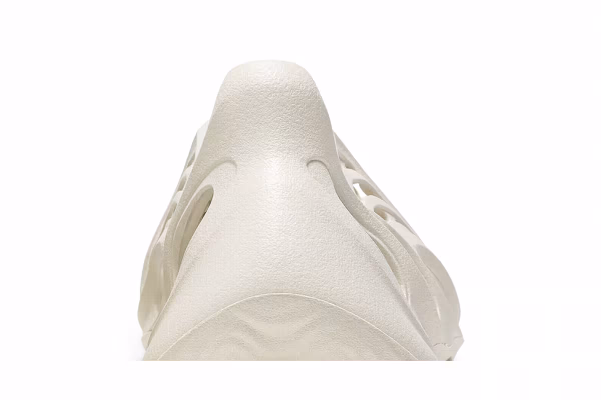 adidas Yeezy Foam Runner Ararat, view 8