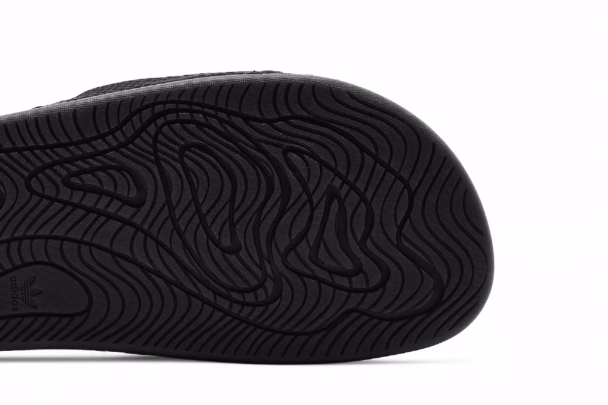 Pharrell x adidas Chancletas Hu Slide Black Future, view 6