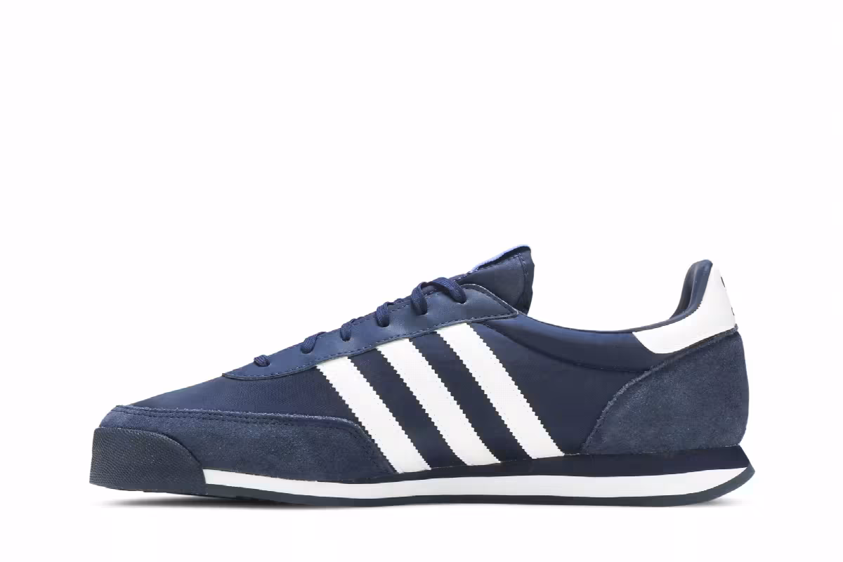 Adidas Orion Terry Fox 40th Anniversary, view 4