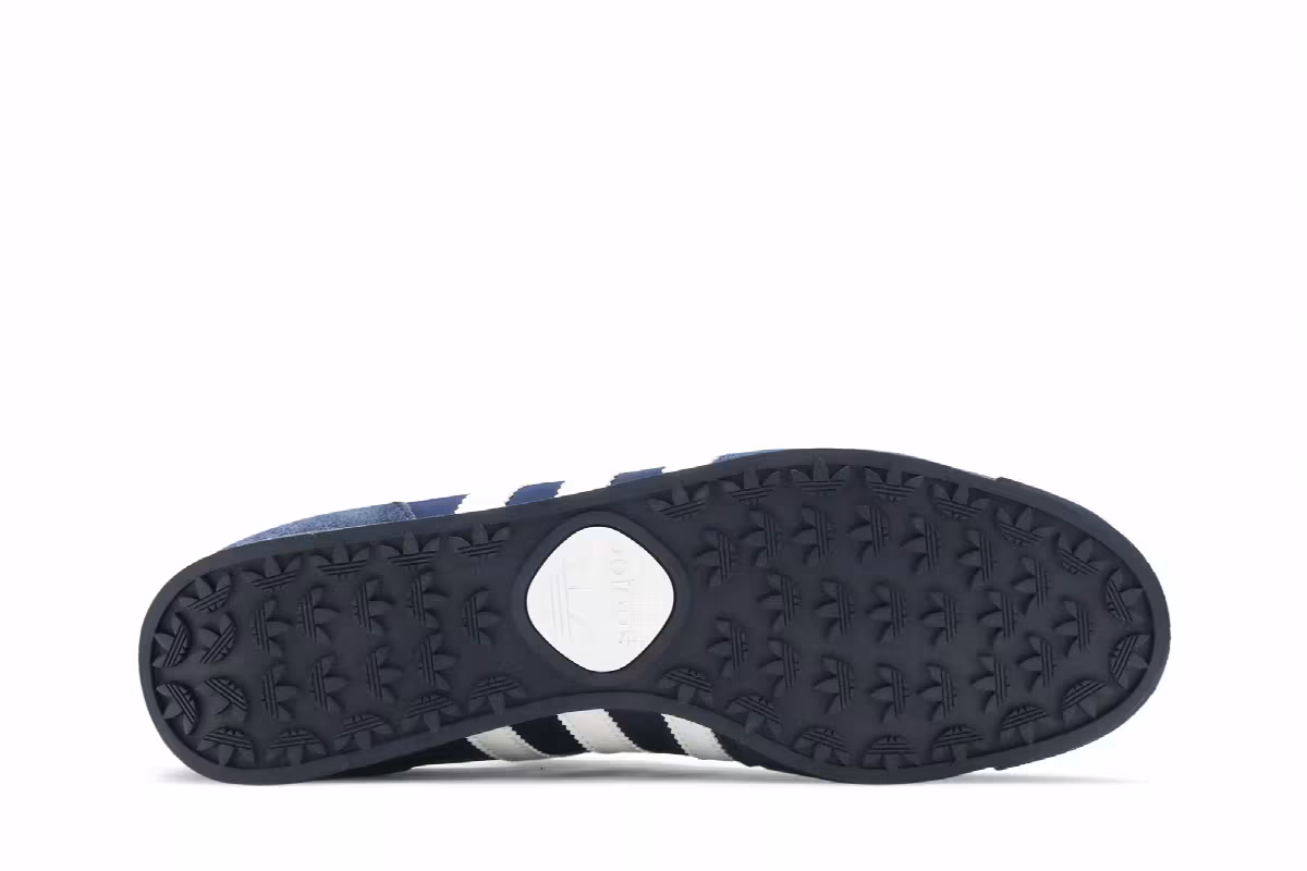 Adidas Orion Terry Fox 40th Anniversary, view 5