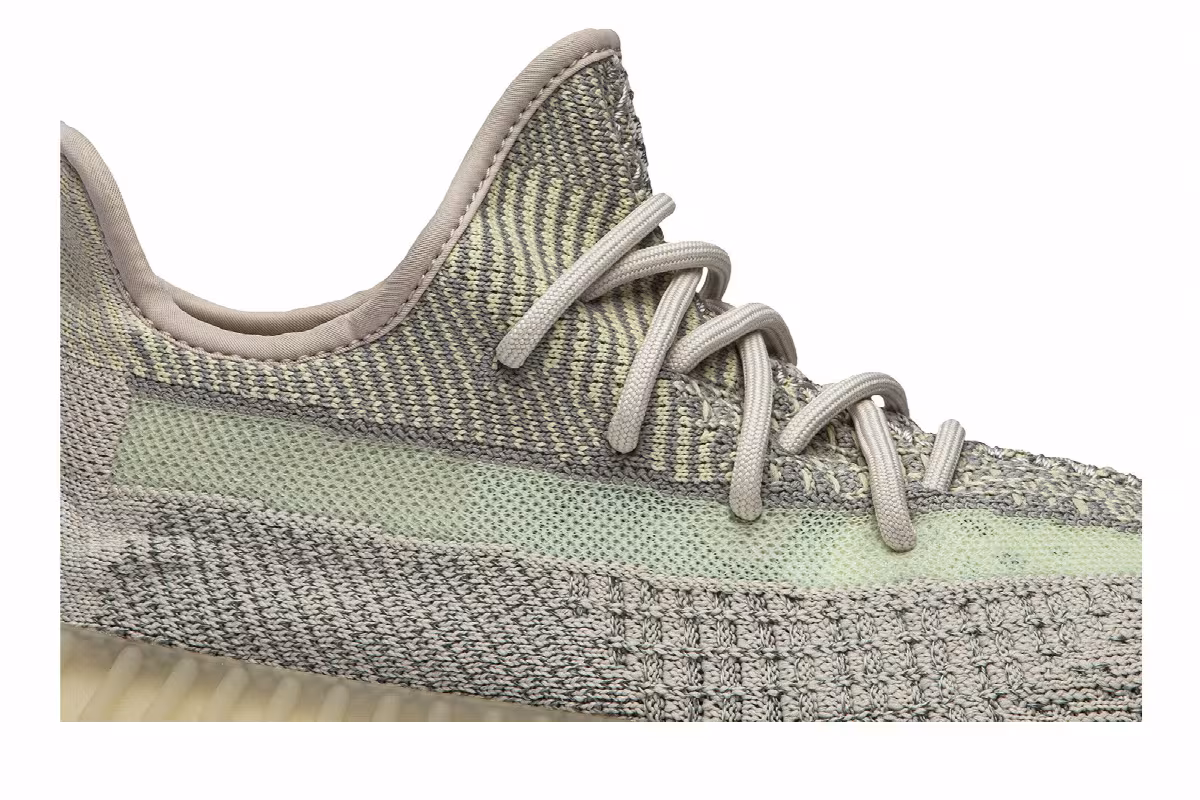 adidas Yeezy Boost 350 V2 Citrin Reflective, view 3