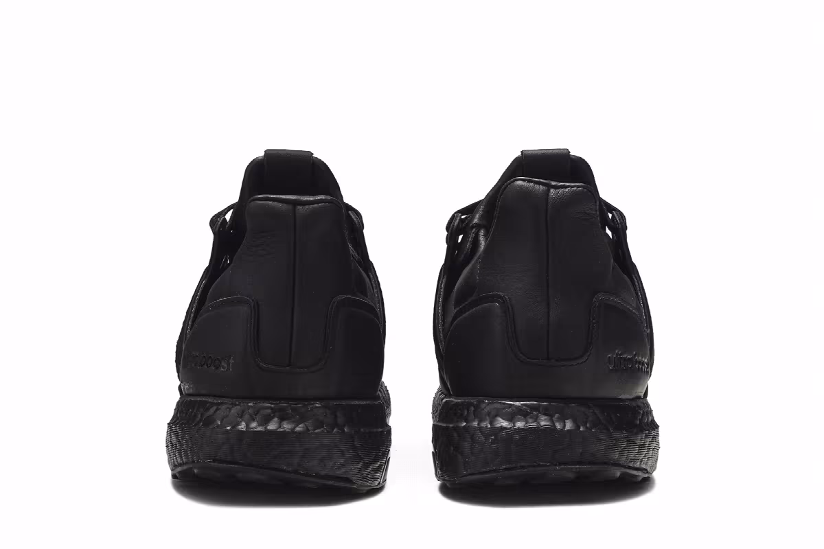 adidas Men's UltraBoost Leather Core Black, view 7