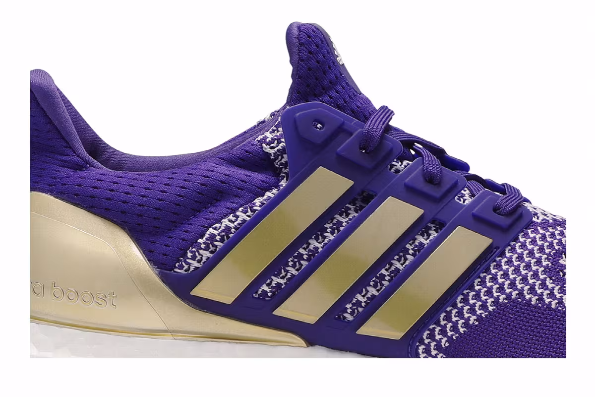 adidas UltraBoost 1.0 Washington Huskies, view 3