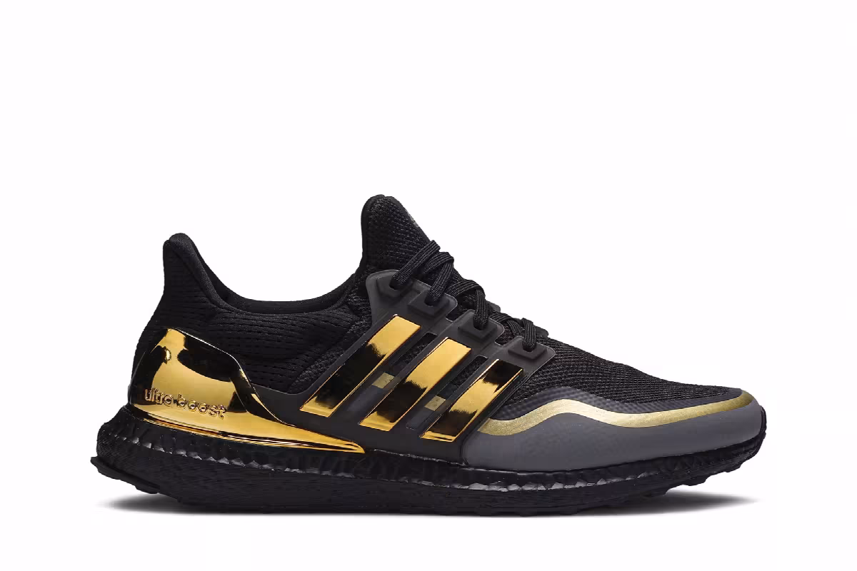 adidas UltraBoost Metallic Gold, view 2